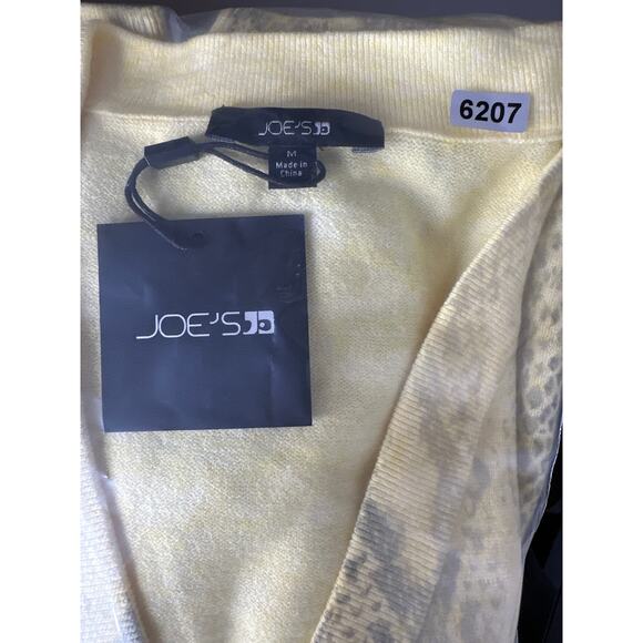 Joe's Snakeskin Cardigan Long Sleeve V-Neck Sweater Wax Yellow NWT Medium - Picture 7 of 7